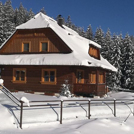 Roubenka Bila Apartment Exterior photo